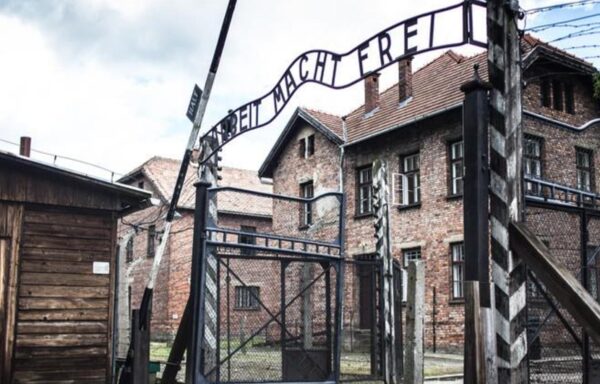 Oświęcim – Muzeum  Auschwitz – Birkenau      … kwiecień  2026r